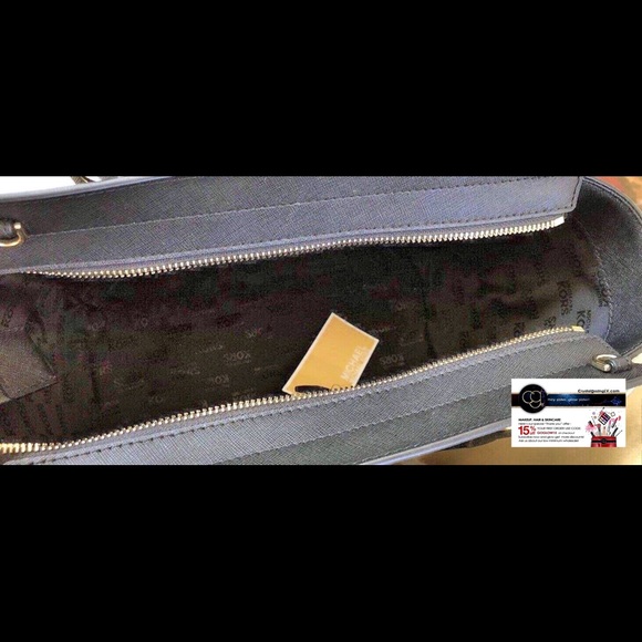 Michael Kors Saffiano SET - Tina and Callie - Picture 6 of 8